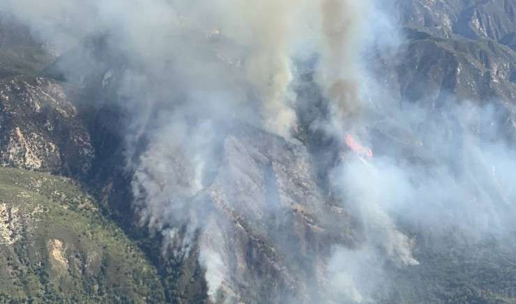 Firefighting Monks in California Join Effort to Combat Wildfire and ...