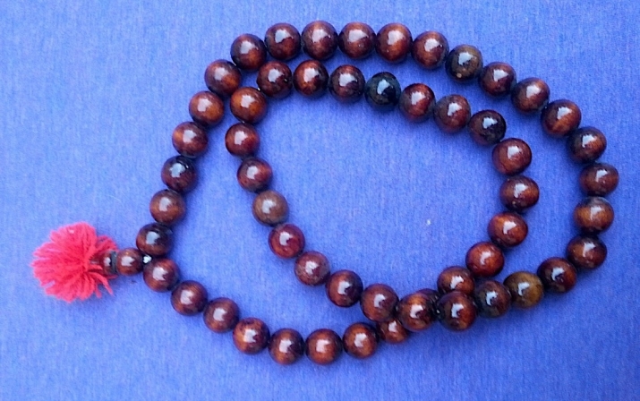 buddhist monk beads